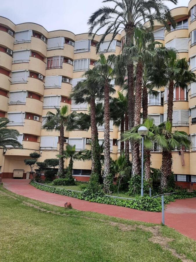 La Pineda Beach Studio Near Port Aventura Apartment Bagian luar foto