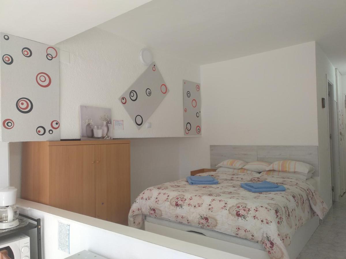 La Pineda Beach Studio Near Port Aventura Apartment Bagian luar foto
